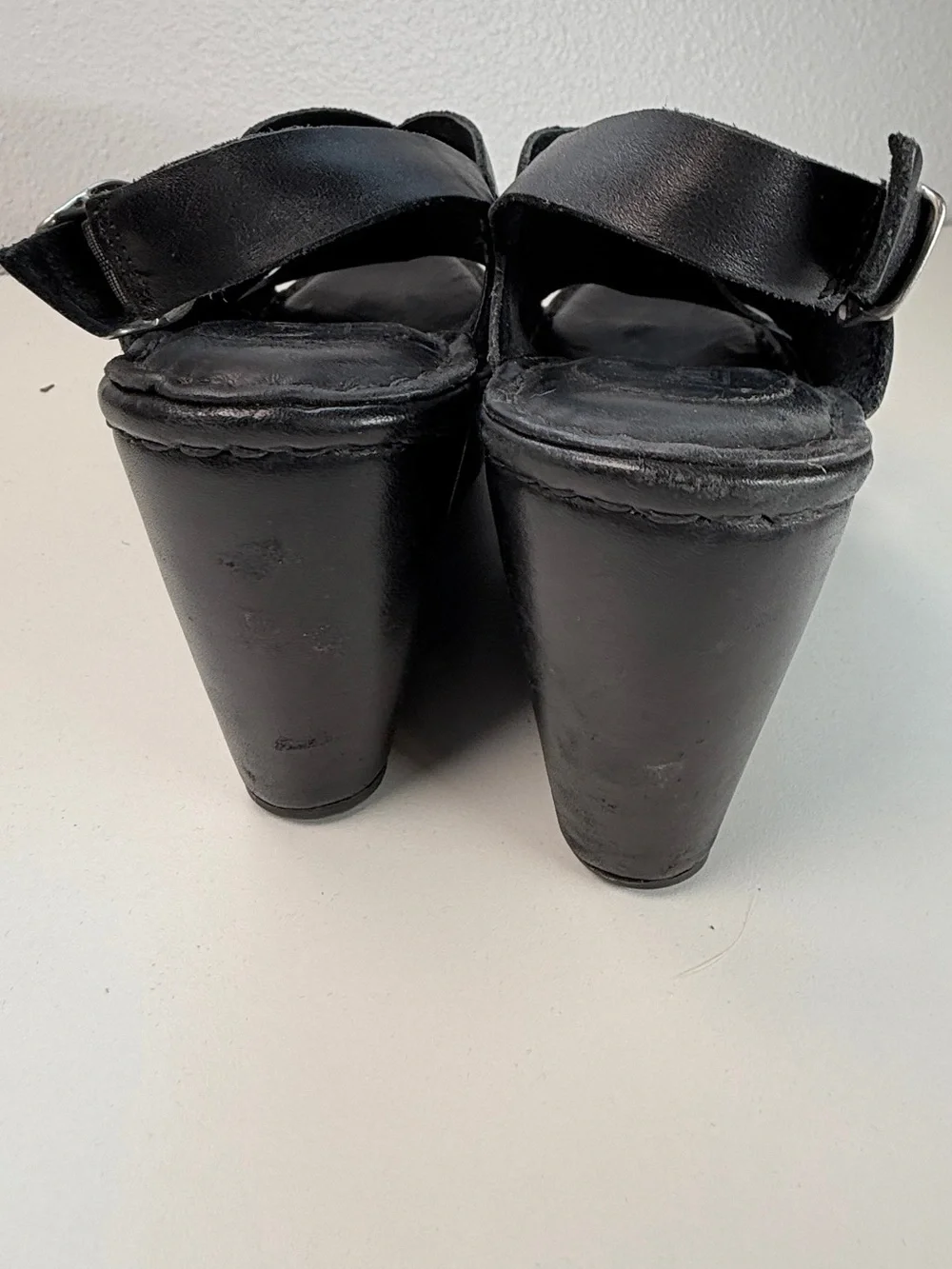 Born Black Leather Platform Wedge Sandals Slingback Comfort Heels size 8.5